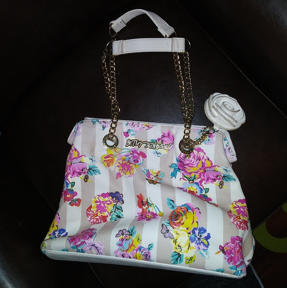 Betsey Johnson Floral Purse!